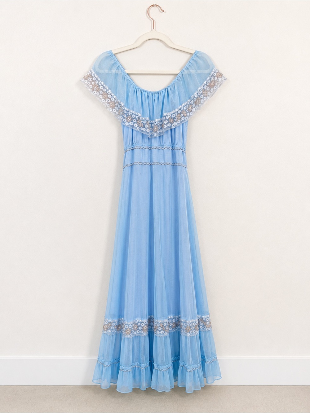 Vintage 70s prairie Cottagecore Maxi Off Shoulder Dress Lace Blue Romantic Smal